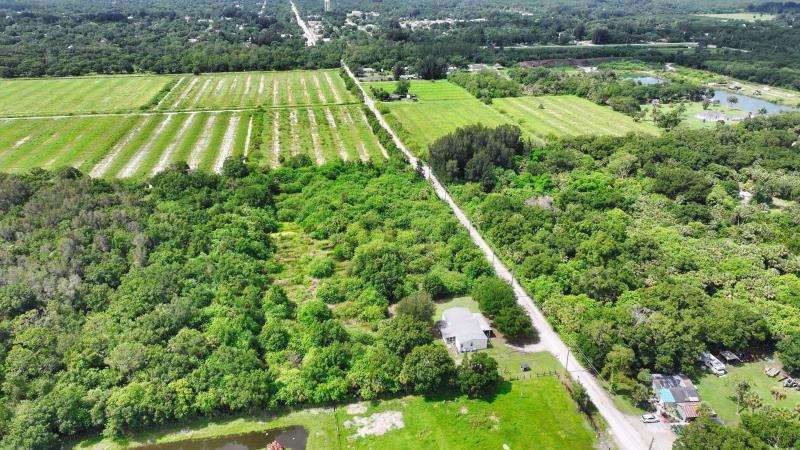  Commercial & Industrial Land Images 