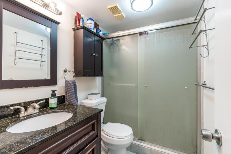  Condo & Townhome Photos