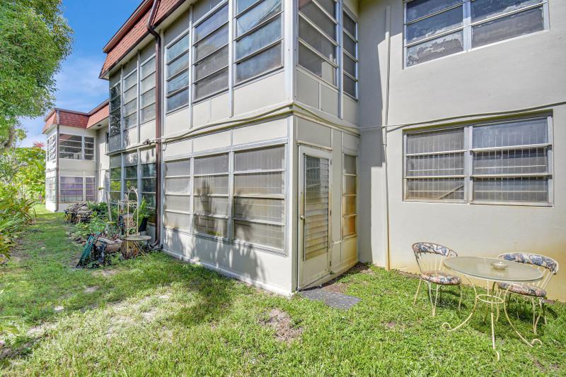  Condo & Townhome Photos