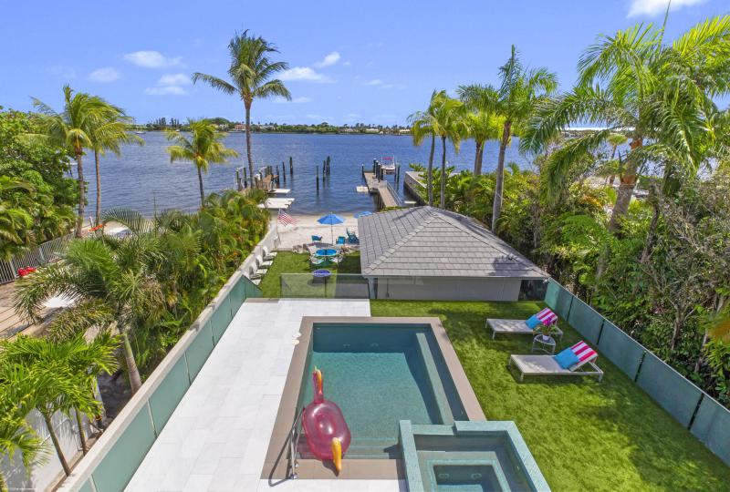  Single Family Homes Photo 34:  West Palm Beach,  FL 33407