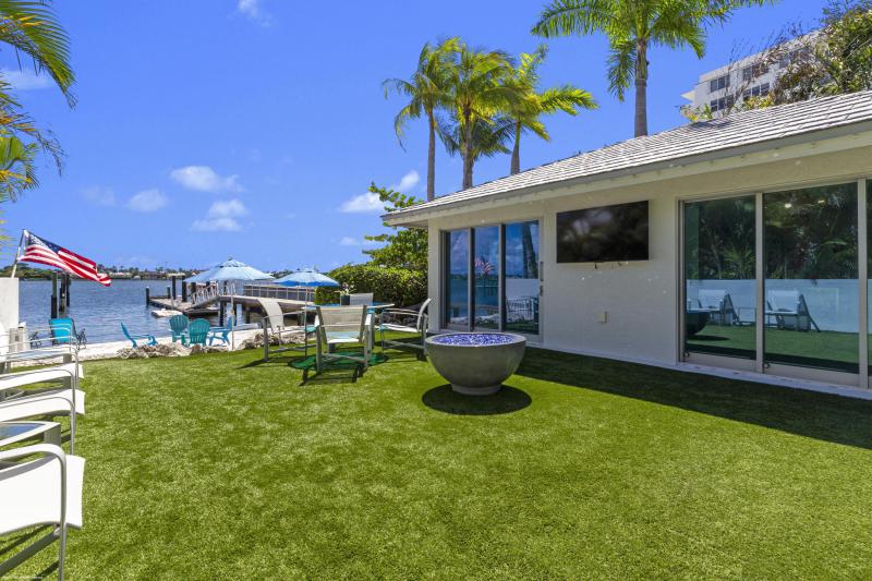  Single Family Homes Photo 52:  West Palm Beach,  FL 33407