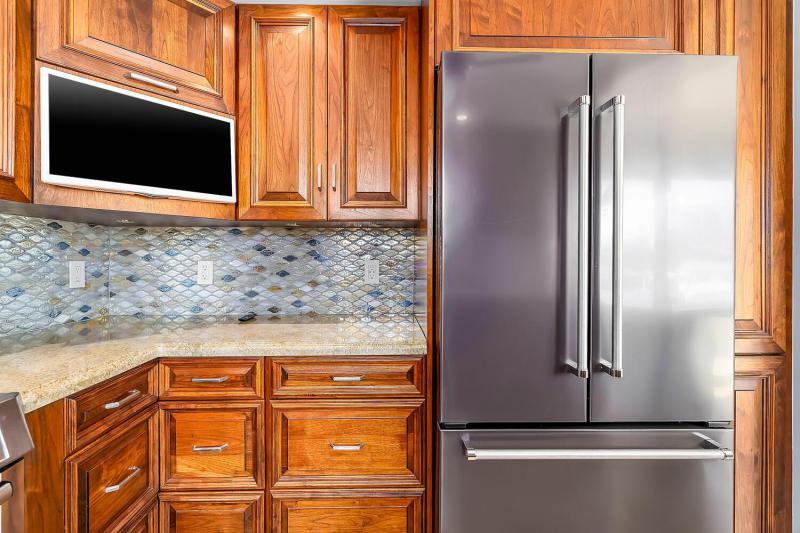  Condo & Townhome Photos