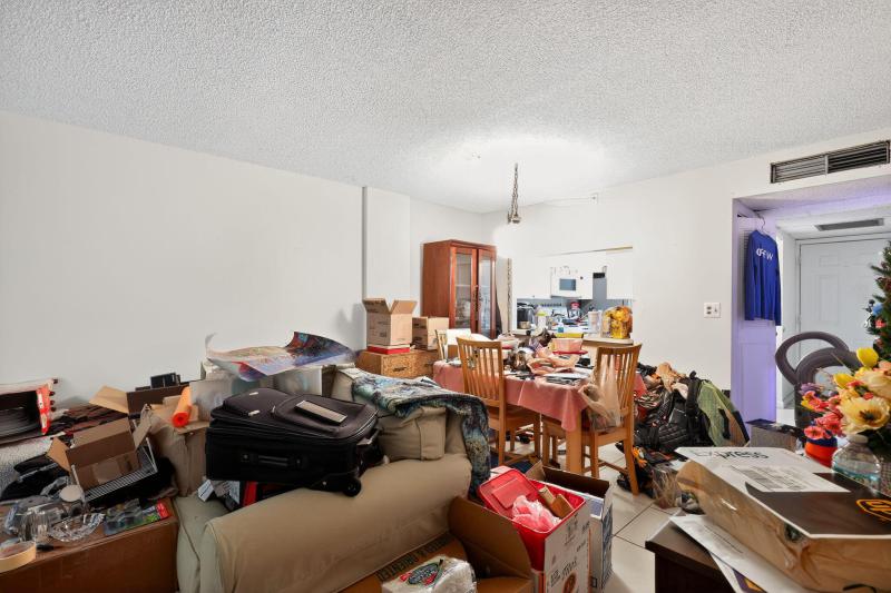  Condo & Townhome Photos