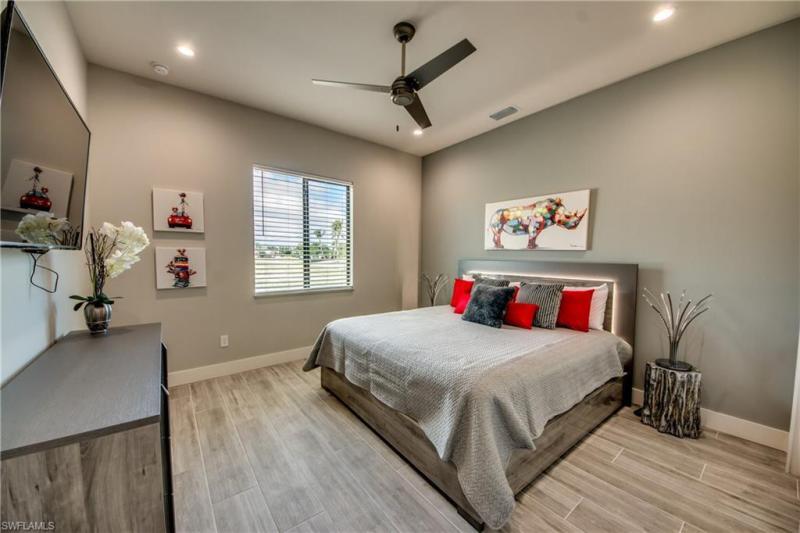  Commercial & Industrial Land Images 