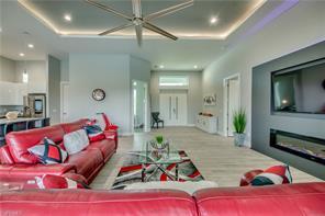  Commercial & Industrial Land Images 