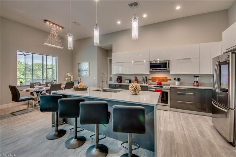  Commercial & Industrial Land Images 