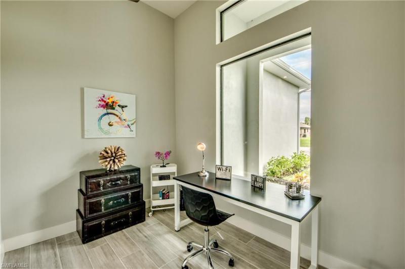  Commercial & Industrial Land Images 