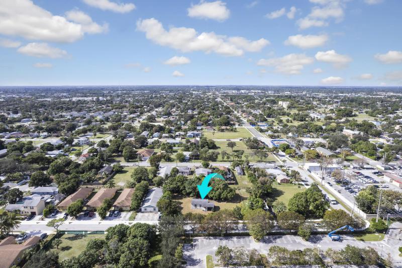 Commercial & Industrial Land Images 