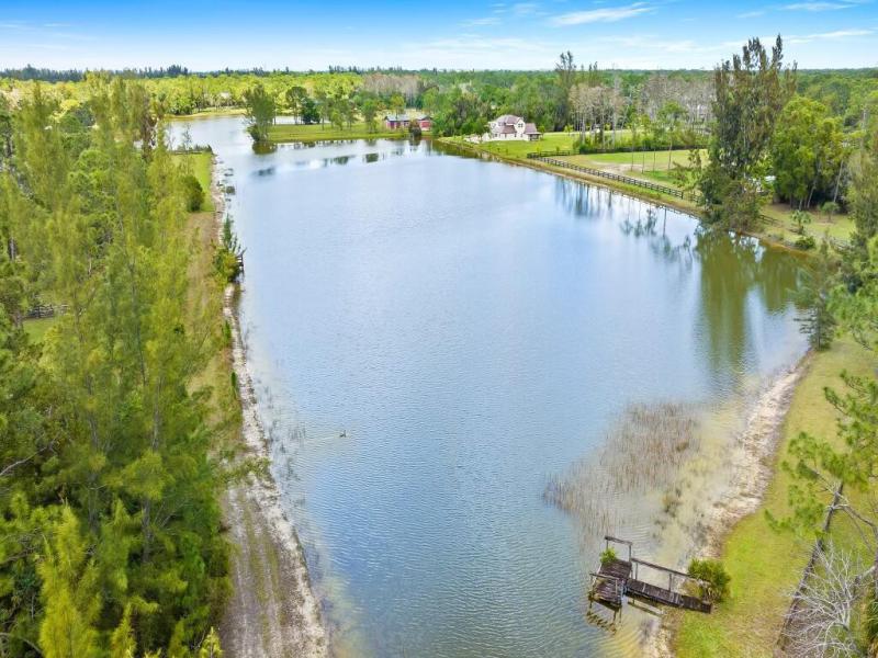  Commercial & Industrial Land Images 