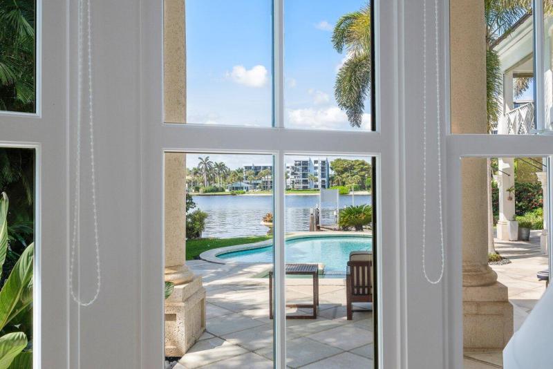  Single Family Homes Photo 10:  Delray Beach,  FL 33483