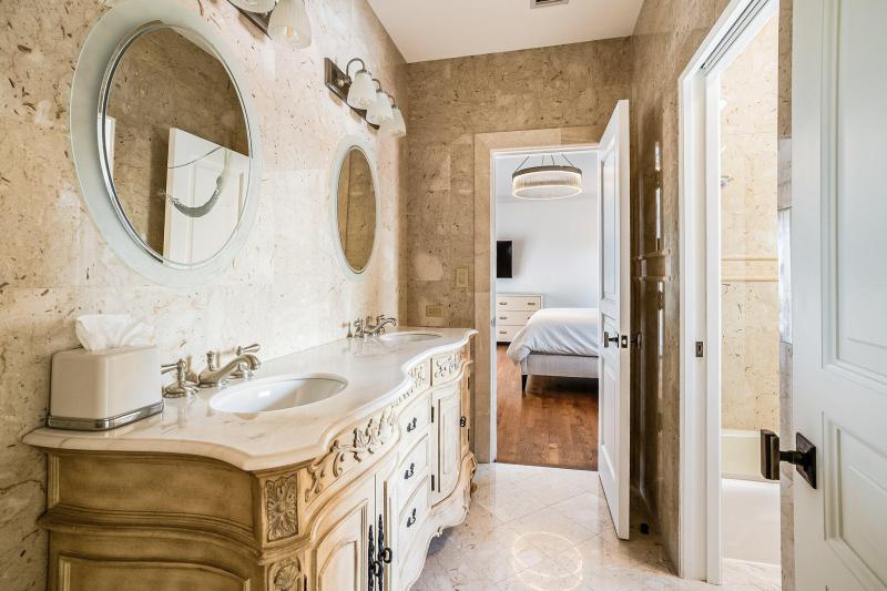  Single Family Homes Photo 129:  West Palm Beach,  FL 33407