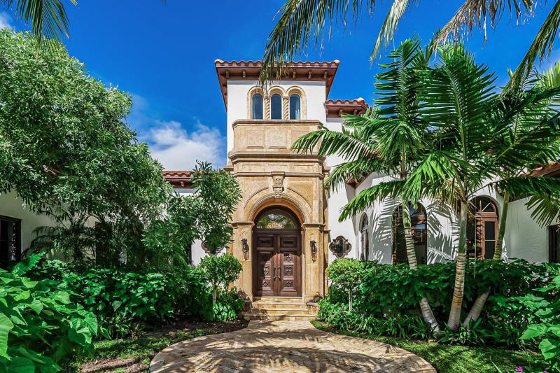 Single Family Homes Photo 13:  West Palm Beach,  FL 33407