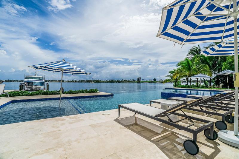  Single Family Homes Photo 163:  West Palm Beach,  FL 33407