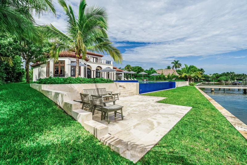  Single Family Homes Photo 164:  West Palm Beach,  FL 33407