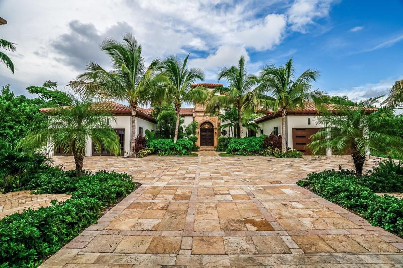  Single Family Homes Photo 9:  West Palm Beach,  FL 33407