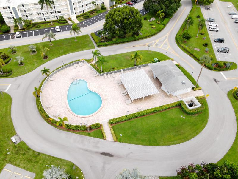  Condo & Townhome Photos