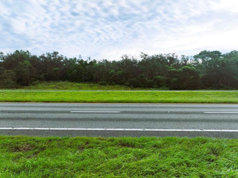  Commercial & Industrial Land Images 