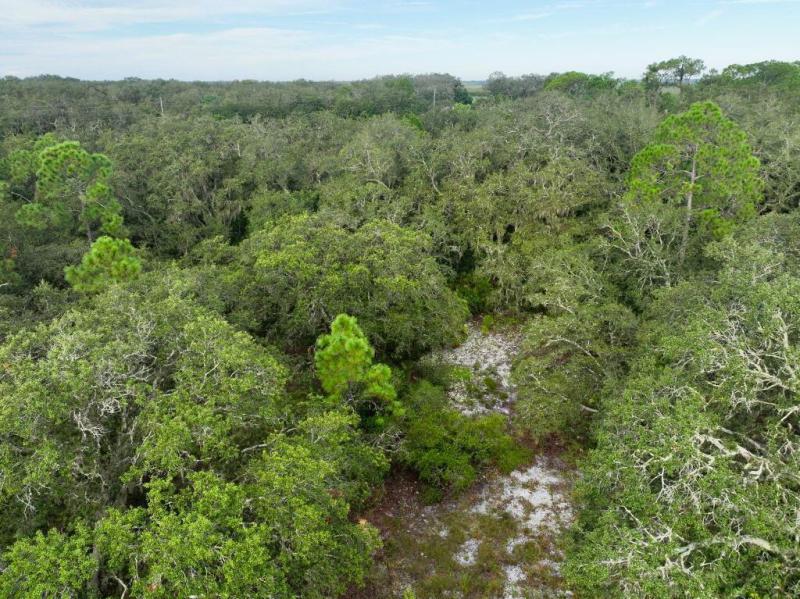  Commercial & Industrial Land Images 