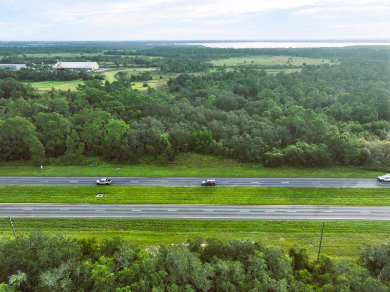  Commercial & Industrial Land Images 