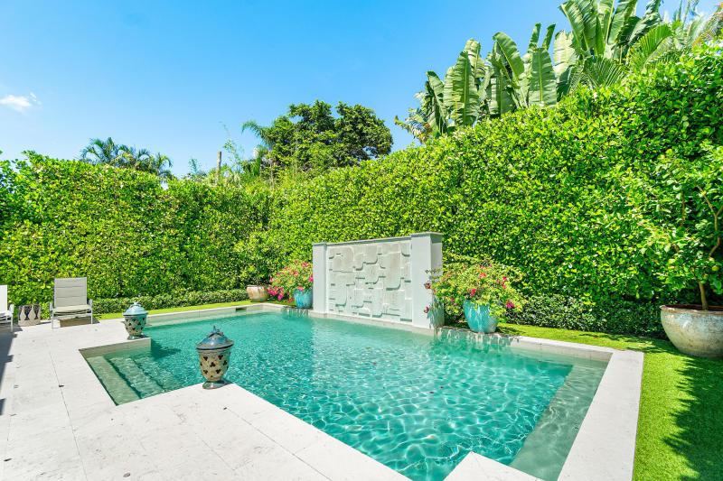  Single Family Homes Photo 44:  Palm Beach,  FL 33480