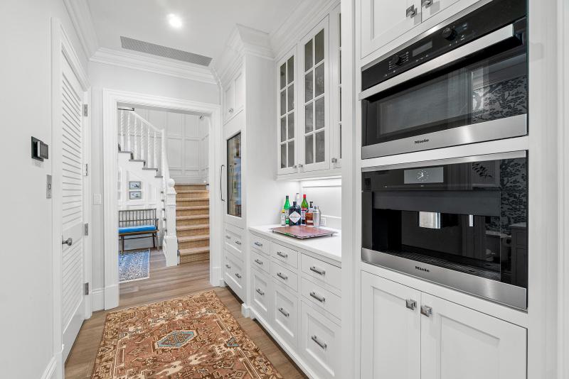  Single Family Homes Photo 8:  Palm Beach,  FL 33480