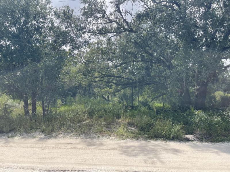  Commercial & Industrial Land Images 