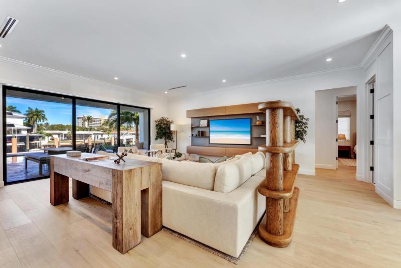  Single Family Homes Photo 10:  Pompano Beach,  FL 33062