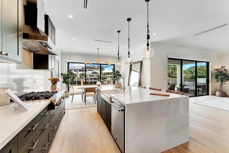  Single Family Homes Photo 16:  Pompano Beach,  FL 33062