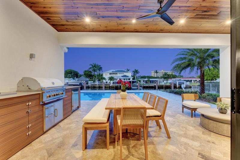  Single Family Homes Photo 29:  Pompano Beach,  FL 33062