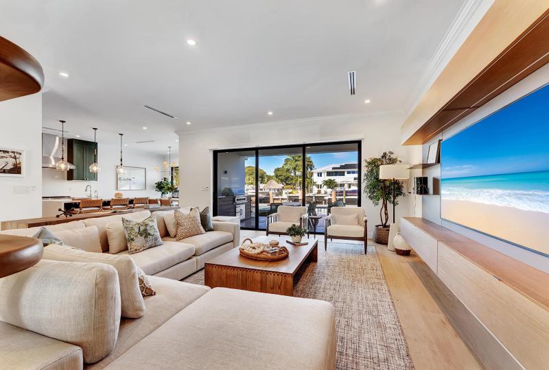  Single Family Homes Photo 8:  Pompano Beach,  FL 33062