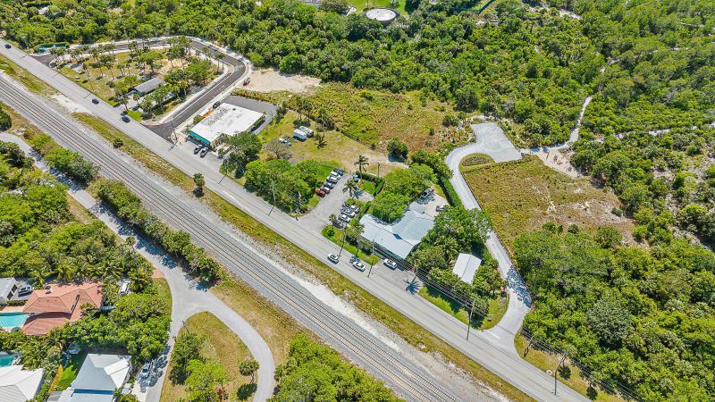  Commercial & Industrial Land Images 