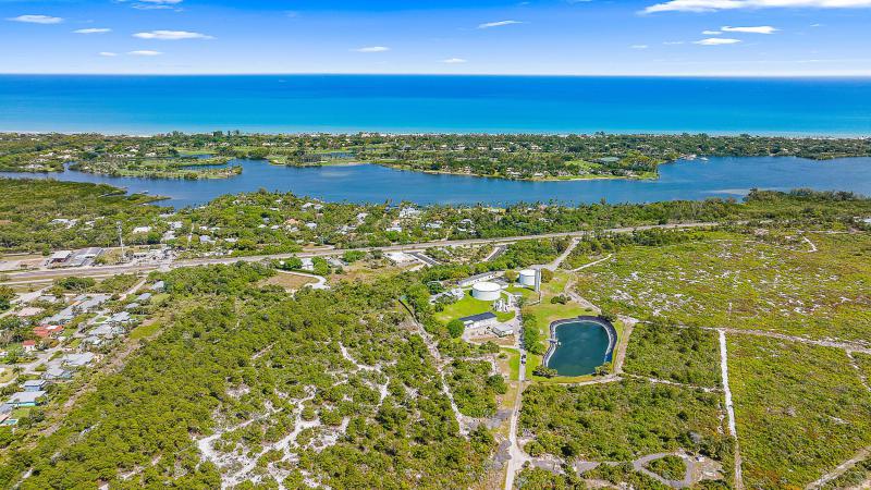  Commercial & Industrial Land Images 