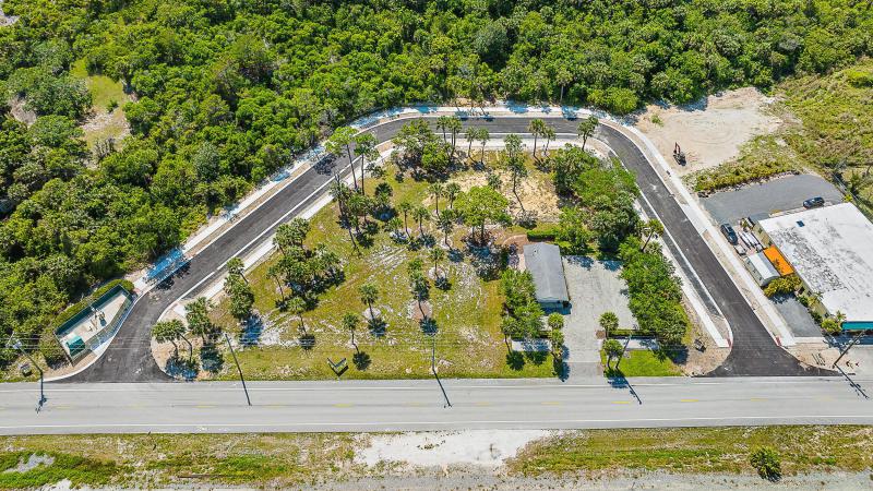  Commercial & Industrial Land Images 