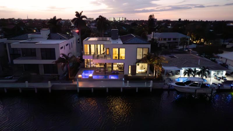  Single Family Homes Photo 33:  Lauderdale By The Sea,  FL 33062