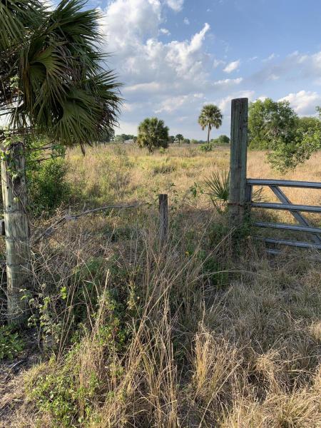  Commercial & Industrial Land Images 