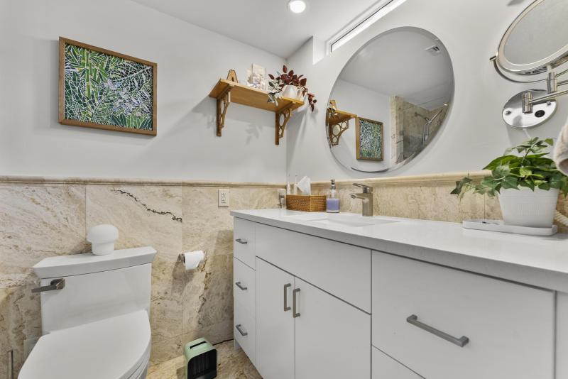  Condo & Townhome Photos