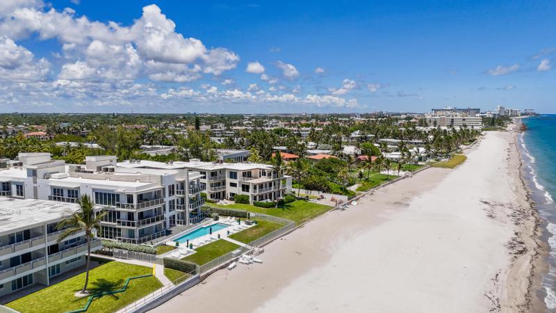  Condo & Townhome Photos