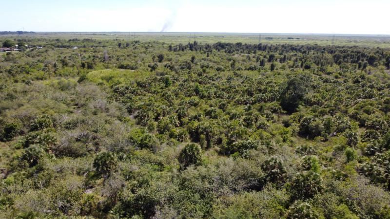  Commercial & Industrial Land Images 