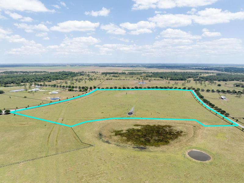  Commercial & Industrial Land Images 