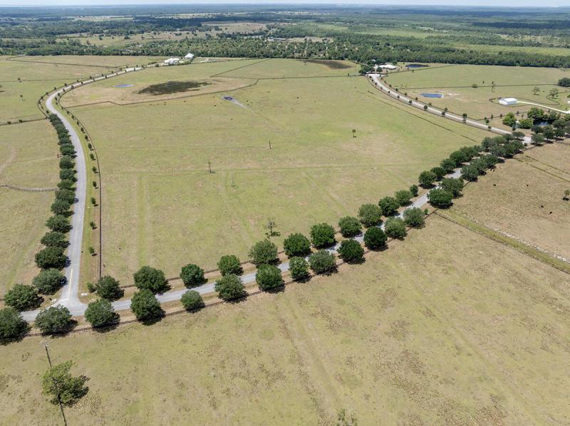  Commercial & Industrial Land Images 