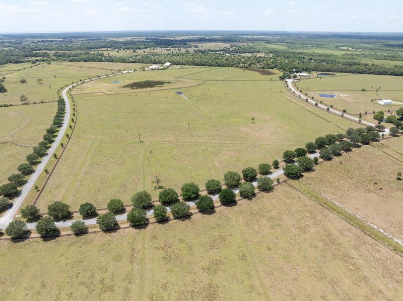  Commercial & Industrial Land Images 