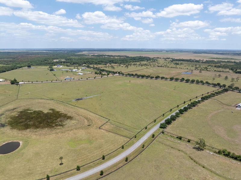 Commercial & Industrial Land Images 