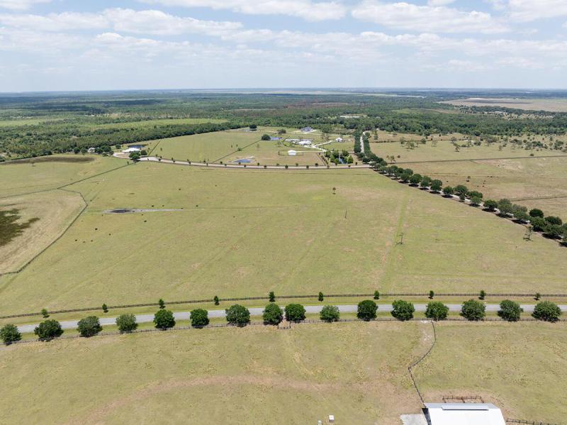  Commercial & Industrial Land Images 
