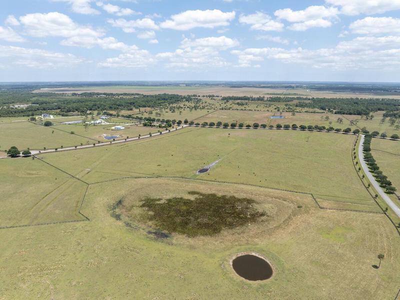  Commercial & Industrial Land Images 