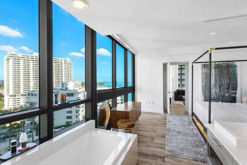  Condo & Townhome Photos