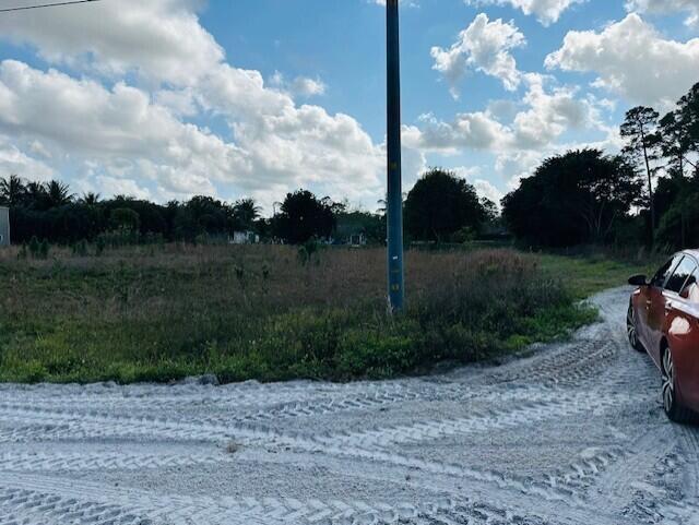  Commercial & Industrial Land Images 