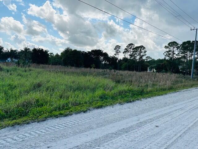  Commercial & Industrial Land Images 