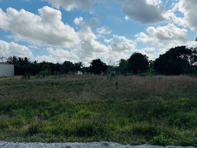  Commercial & Industrial Land Images 