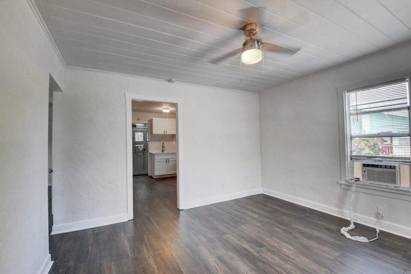 Duplex, Triplex and Fourplex Images