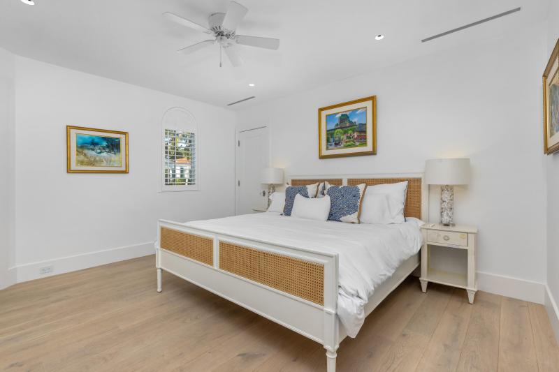  Single Family Homes Photo 30:  Palm Beach,  FL 33480